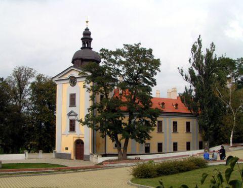 Ctěnice- zámek.JPG
